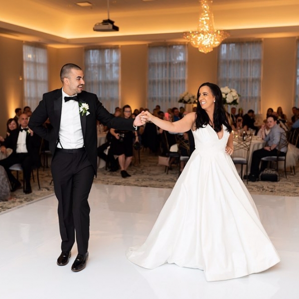 Wedding dance lessons  Mundelein