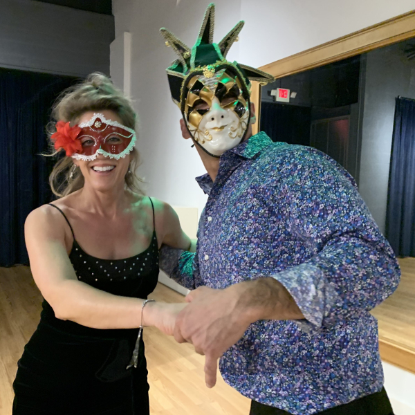 Salsa dance party Libertyville